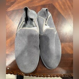 UGG Cooke Mens Size 10 Slippers Grey Suede Wool Lined Comfort Loafers